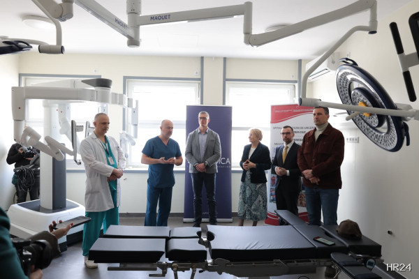 Premieră medicală în Harghita: Chirurgia robotică Da Vinci devine realitate la Spitalul Județean de Urgență